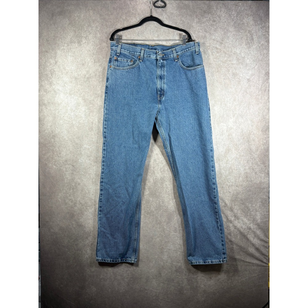 Levis Jeans Mens 38x32 Blue 505 Regular Fit Straight Leg Medium Wash Denim y2k